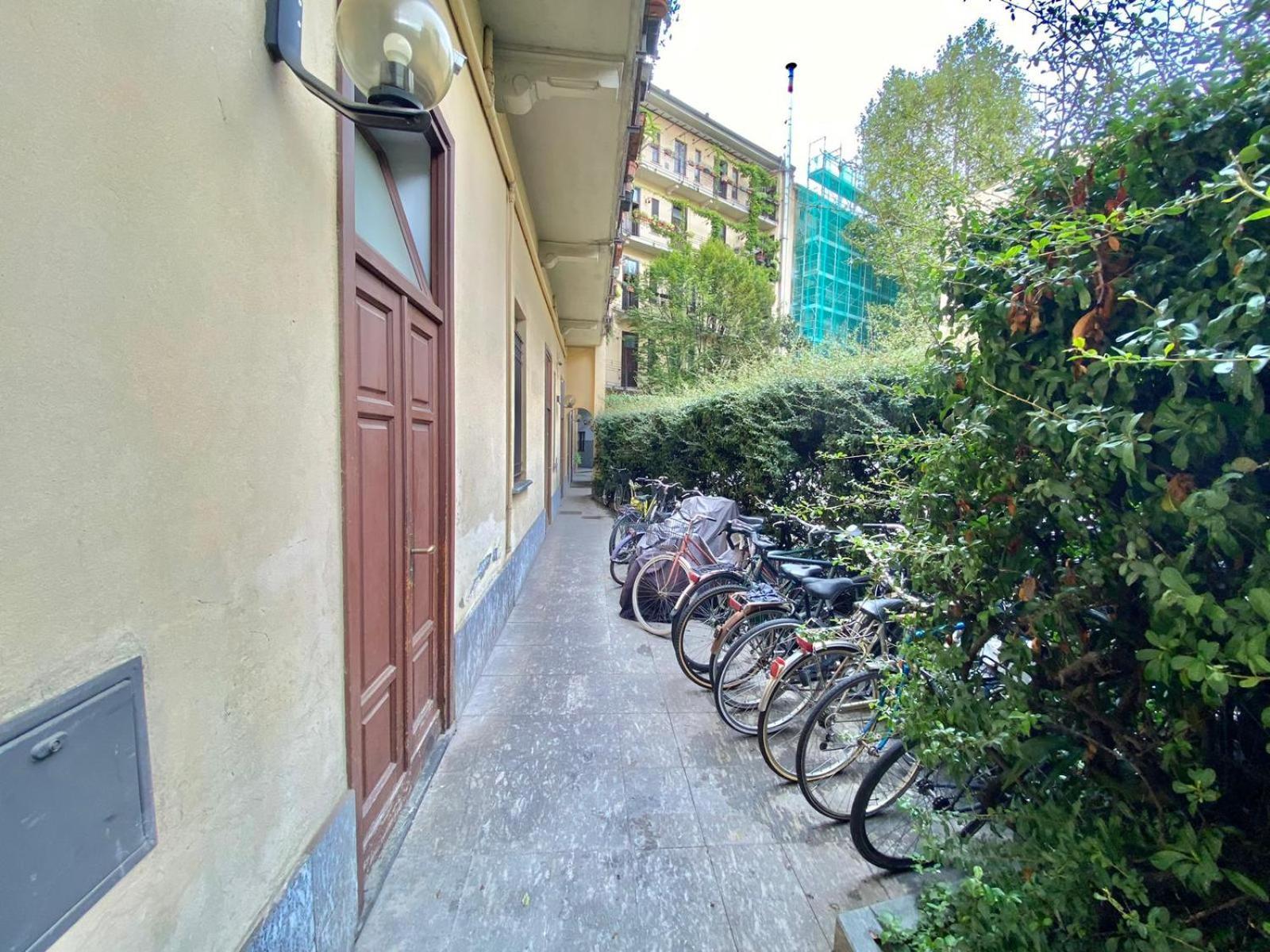 Grazioso Appartamento Nel Cuore Del Tran Tran Di Milano, Perfetto Per Amici E Famiglie, Vicino A Metropolitana Екстер'єр фото
